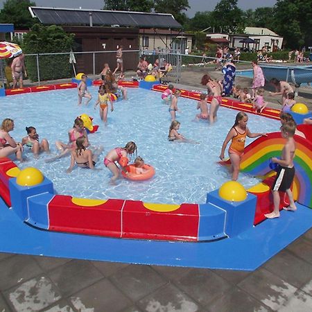 Campingplatz Scheldeoord Zeeland Neben Einem Sandstrand Baarland Exteriör bild
