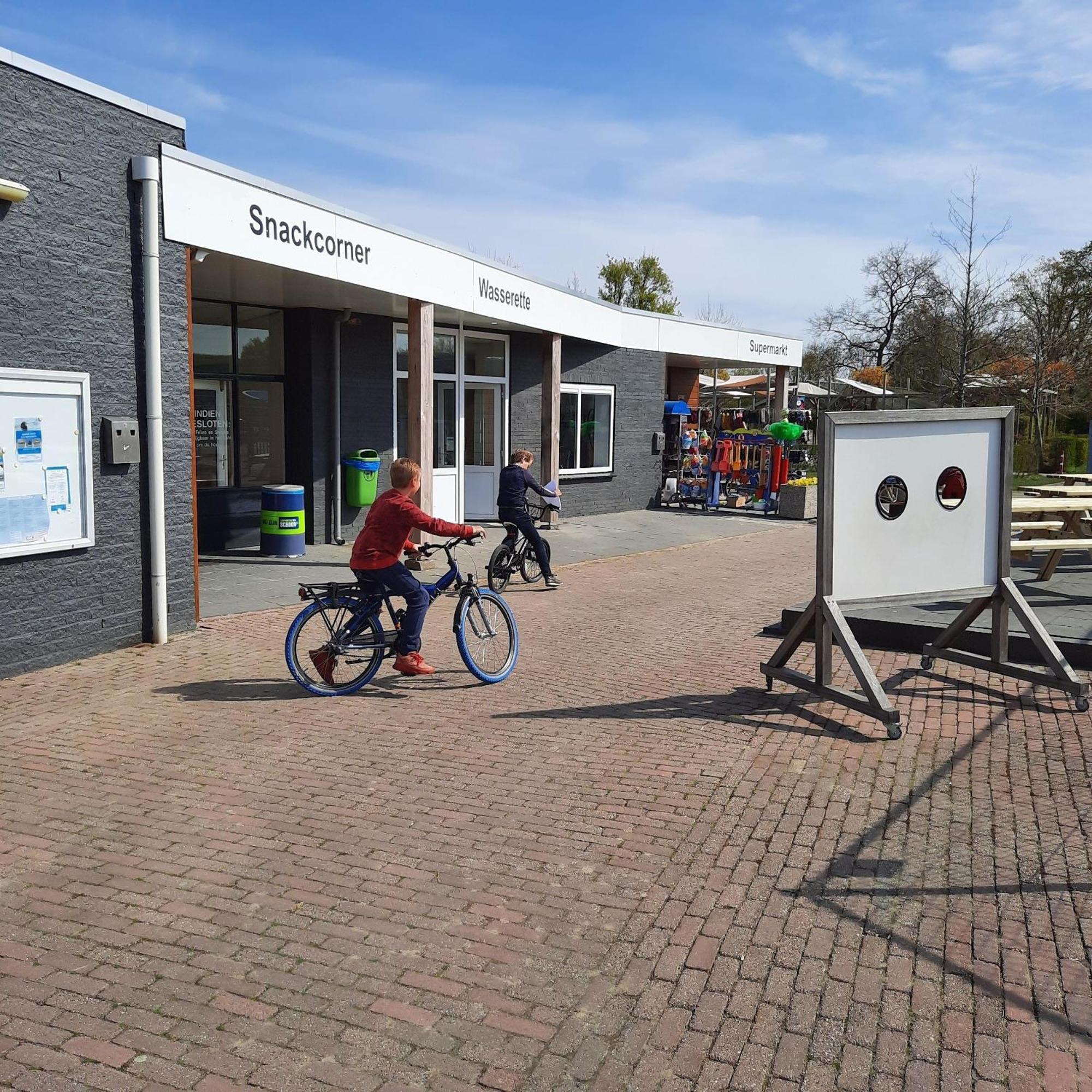 Campingplatz Scheldeoord Zeeland Neben Einem Sandstrand Baarland Exteriör bild